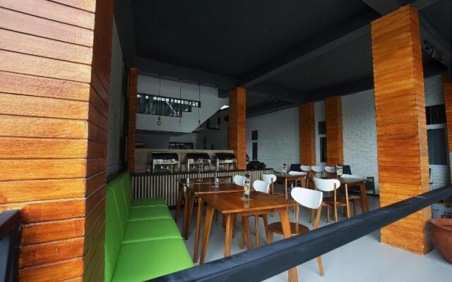 Triizz Hotel Semarang by Royal Singosari