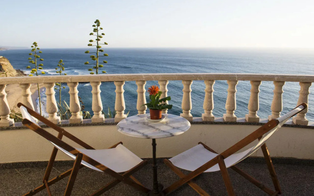 Laneez Ericeira Surf House - Hostel