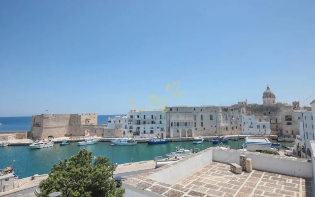 TD Palazzo Maris Il Gozzo Townhouse With Sea View
