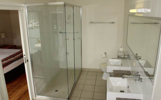 Beachside Apartment 17