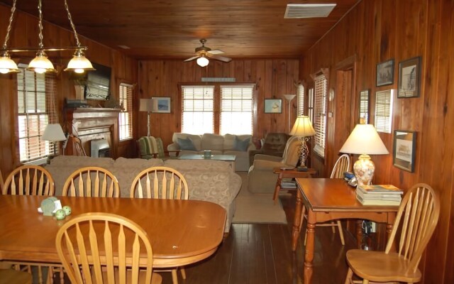 Creech House - 4 Br Home