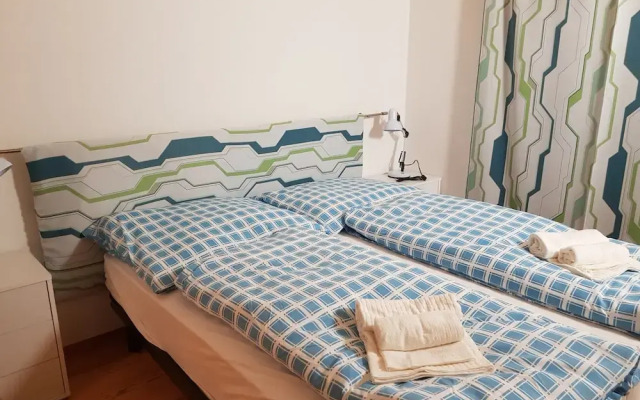 Bright Apartment Near Thermal Springs