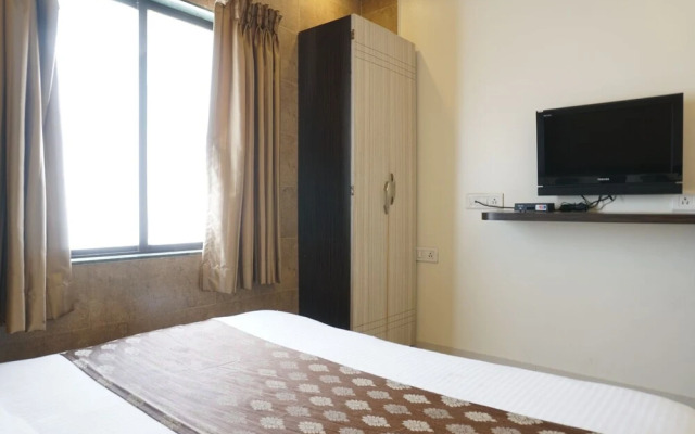 Hotel Pavitra