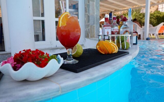 Eleaterra Hotel