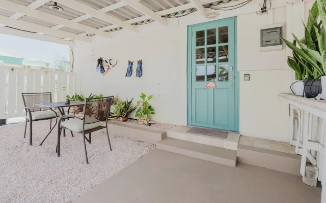 Mangel Halto Aruba one Minute Walk to Beach Apt2