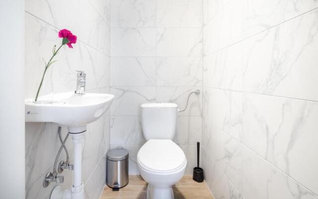 BpR Blooming Design Home with A/C