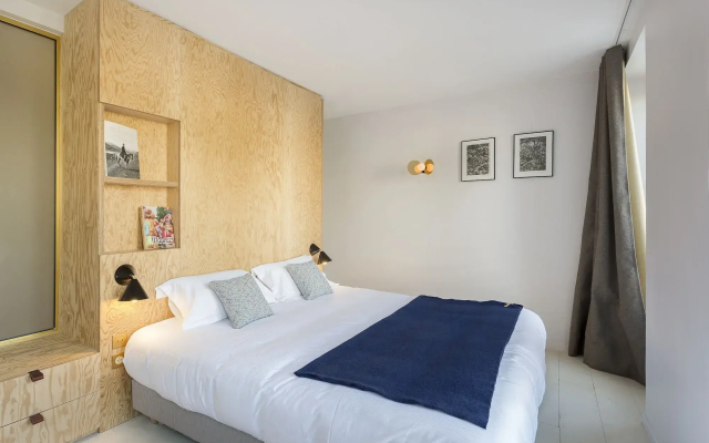 Отель Montholon Paris