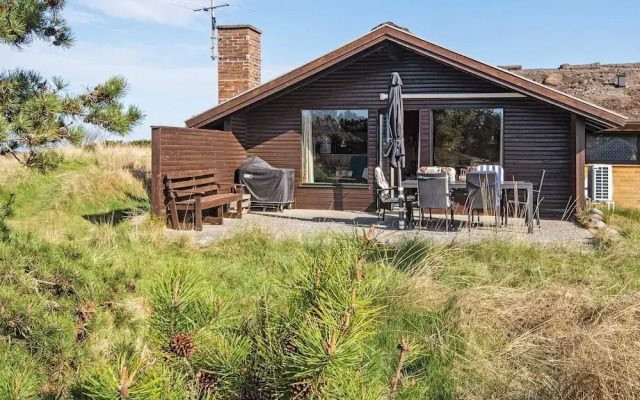 6 Person Holiday Home in Romo