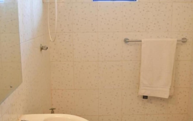 Konza City Tranzit Hotel