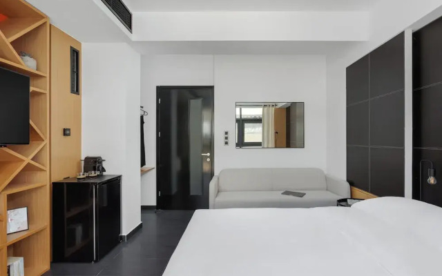 THE URBANIST inner city residences