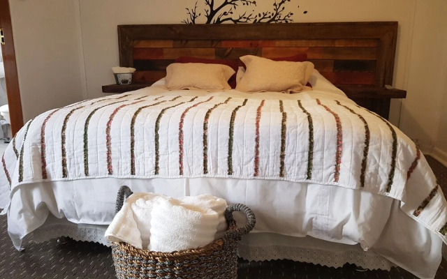 Hostal Lago Cóndor