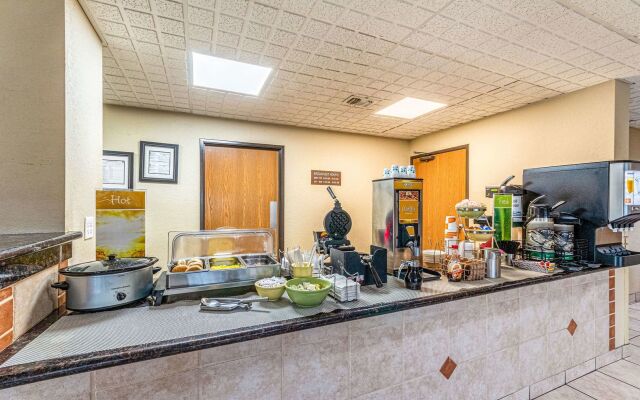 Quality Suites San Antonio Brooks City Base