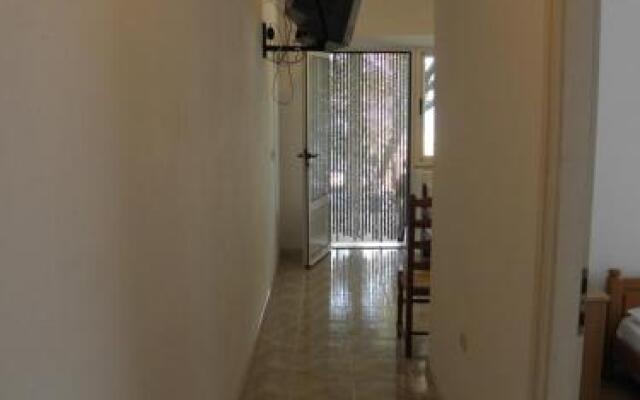 House Lumbarda (876)