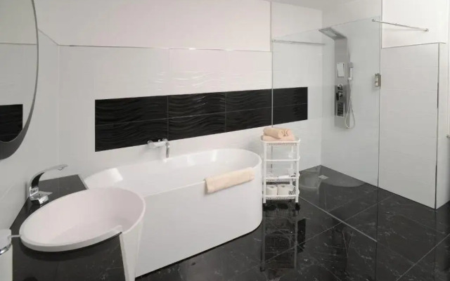 Designapartments Level 2 - Sennhütte 5