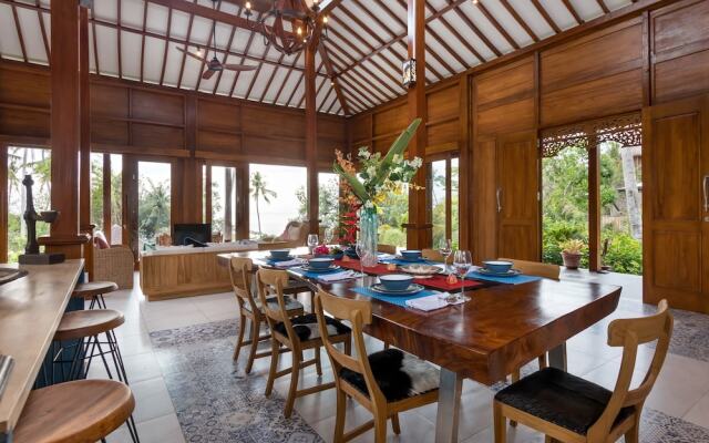 Villa Ronggo Mayang Bali