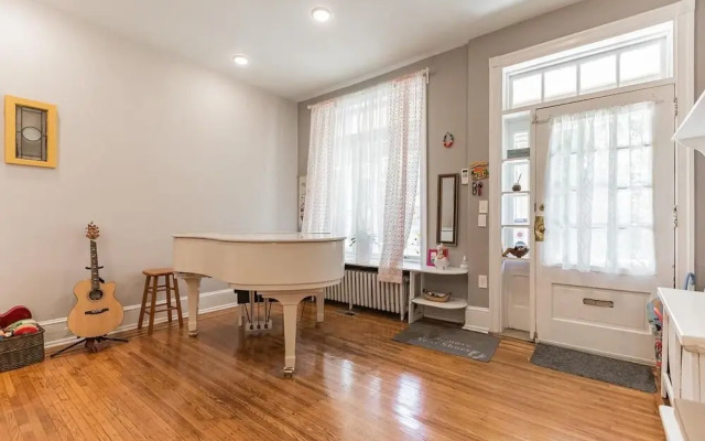 4723 Hazel Ave in Philadelphia