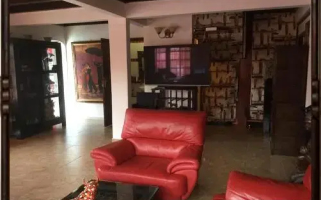 Villa Labrousse (Atypical)