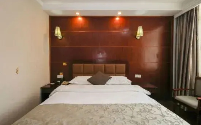 Super 8 Ningbo Beilun Hengshan West Road