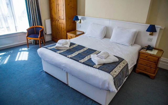 Yelf's Hotel