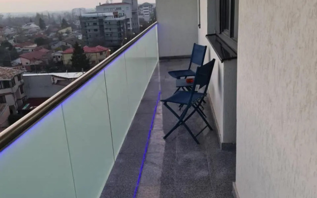 Global Residence Lake View