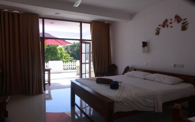 Mirissa Beach Inn