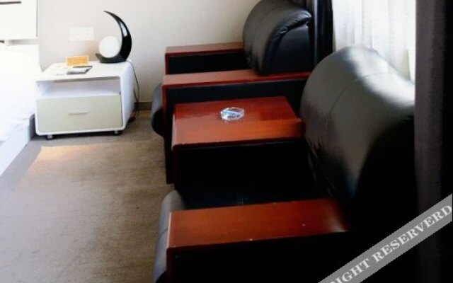 Xinzhong Business Hotel