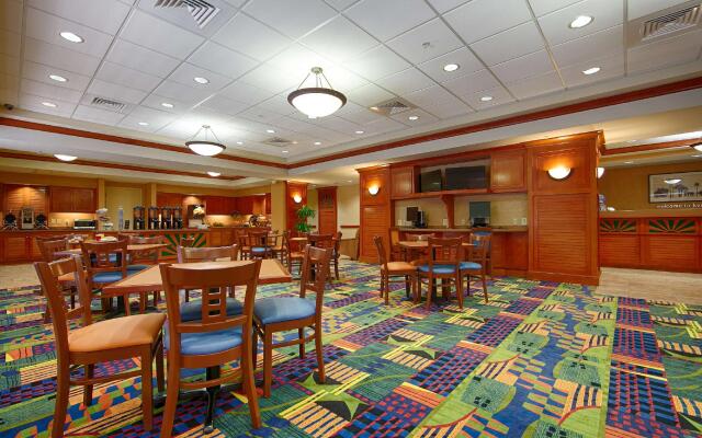 Best Western Plus Kendall Hotel & Suites