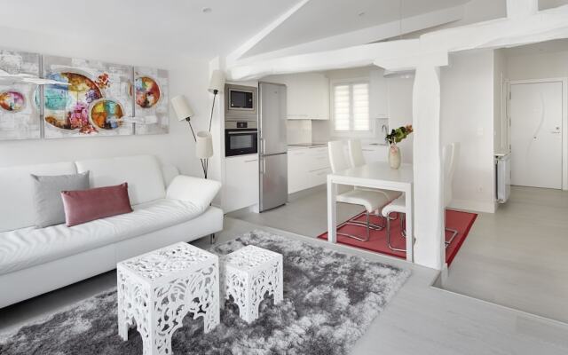 Zuria Apartment by FeelFree Rentals
