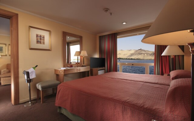 M/S Crown Emperor (luxor)