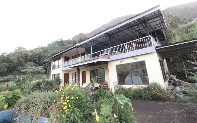 OYO 91744 Hotel GemilangNearPuncak Pusuk Sembalun