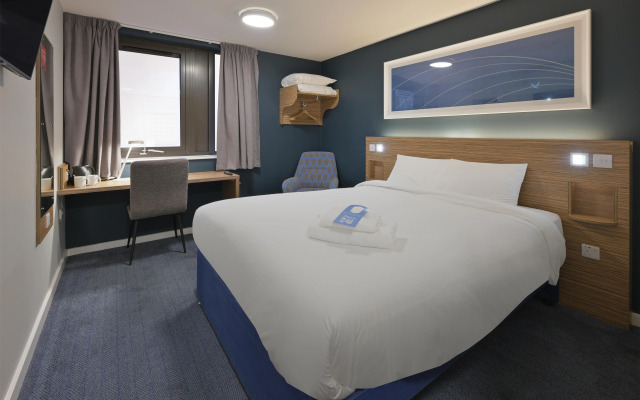 Travelodge Harrogate West Park