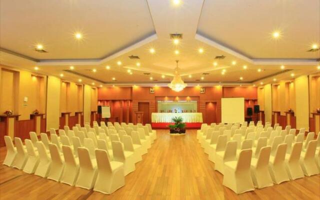 Blue Atlantic International Hotel