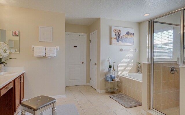 115ep- West Haven 5 Bedroom Home by RedAwning