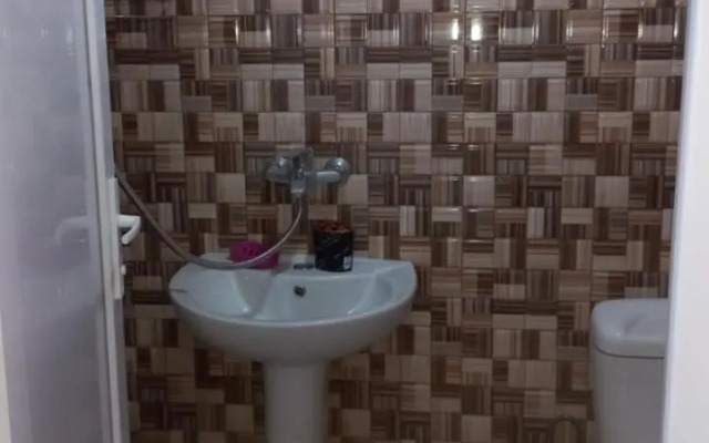 784 Aghmashenebeli Guest House