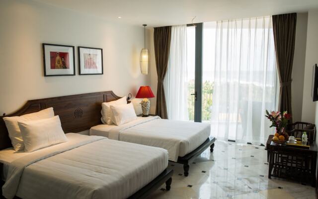 Palmy Beach Club Resort