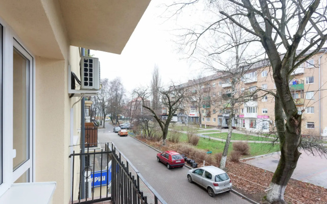 Live easy on Leninsky Prospekt 25