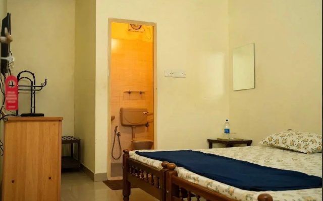 Palm Grove Service Villa