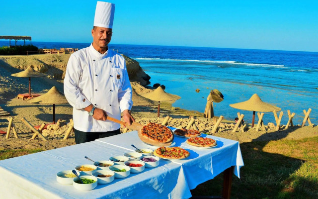 Rohanou Beach Resort