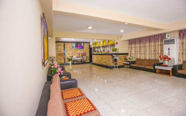Grace Treasure Hotel