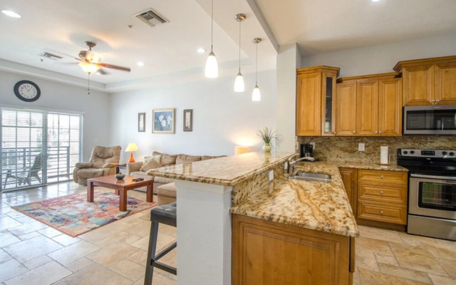 Vistalmar Two Bedroom Deluxe Apartment