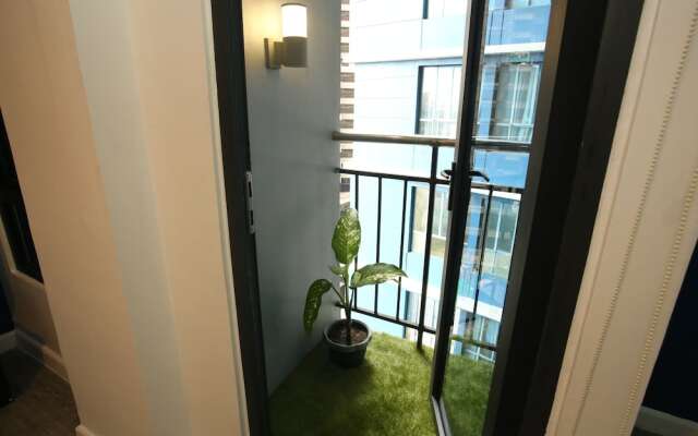 Indigo Manila Apartment @ ADB