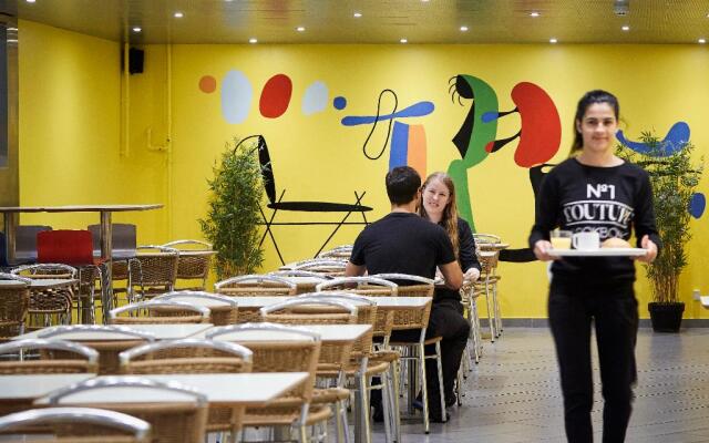 CABINN Express Hotel