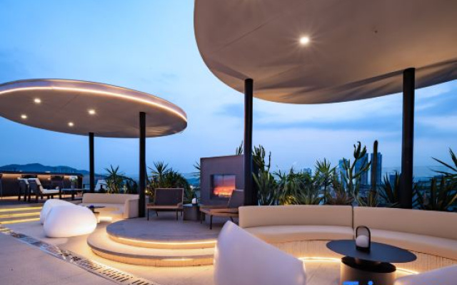 Xiamen Mountain · and Sea View Hotel