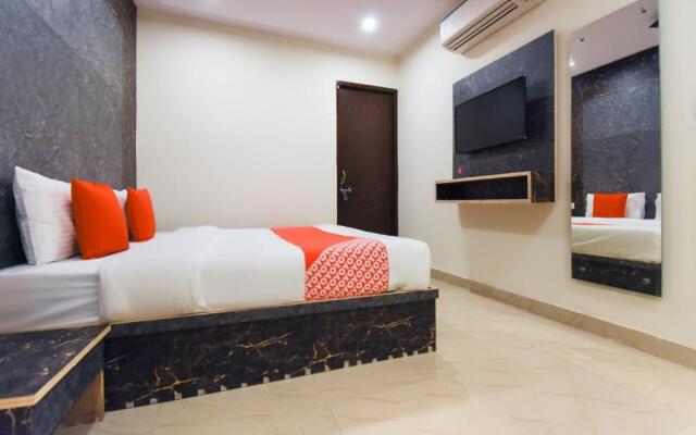 Capital O 28712 The Shivaay Hotel