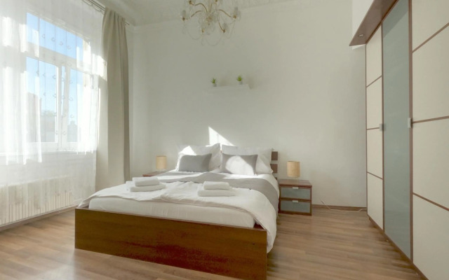 Three Rings Apartments