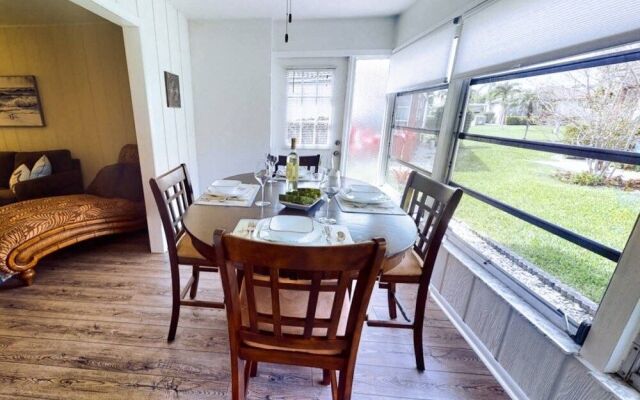 Vista Hermosa Casita Near the Beach