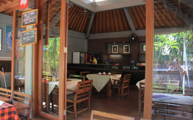 Stana Puri Gopa Hotel