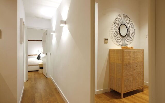 Madrid Centric V by Madflats Collection