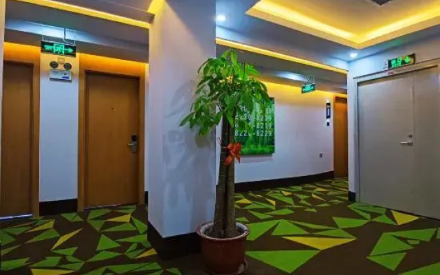 Vatica Hotel(Liulihe Wetland Park Store, Fangshan District, Beijing)