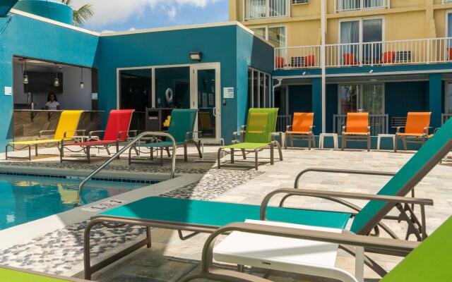 Holiday Inn Express & Suites Nassau, an IHG Hotel